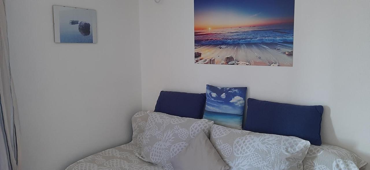 Apartment Rb Omišalj Екстериор снимка