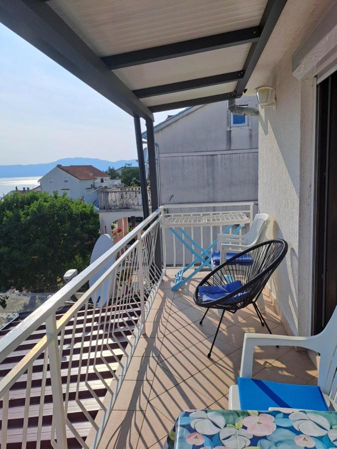 Apartment Rb Omišalj Екстериор снимка